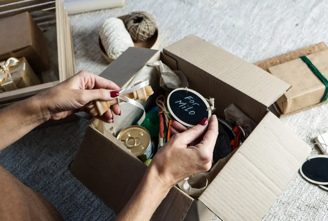 Guide to custom product logistics