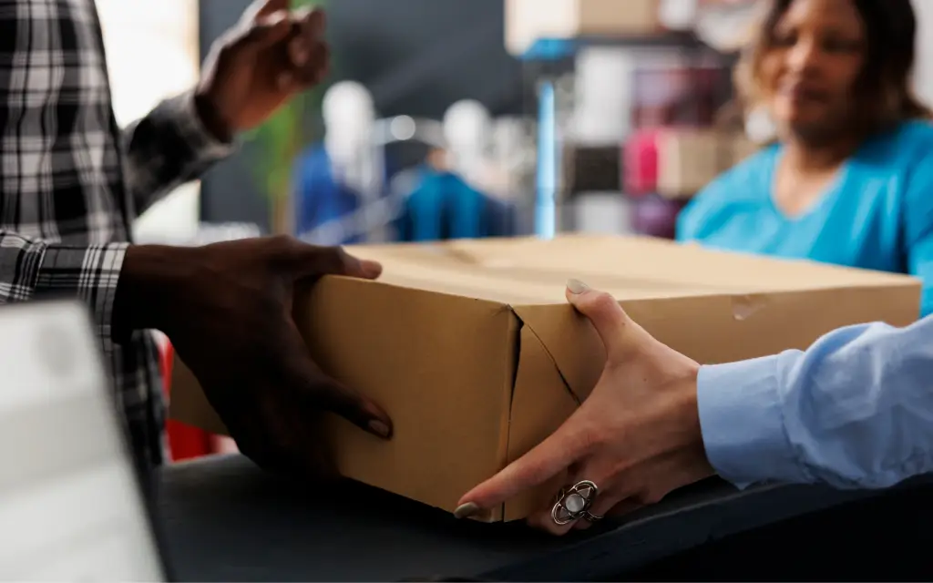 Customer Satisfaction Metrics to Monitor During the Shipping Process